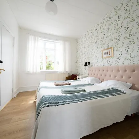 Gæstehus Langebjerg 3*