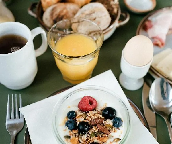 Pensión Langebjerg & Spisested 3*