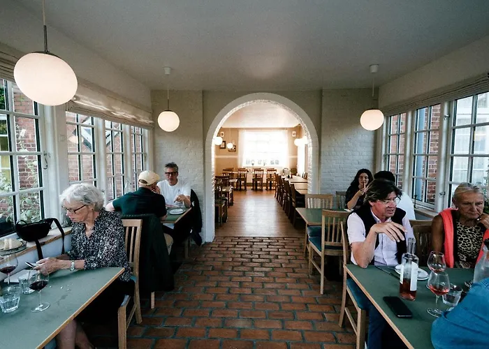 Langebjerg & Spisested Pensión